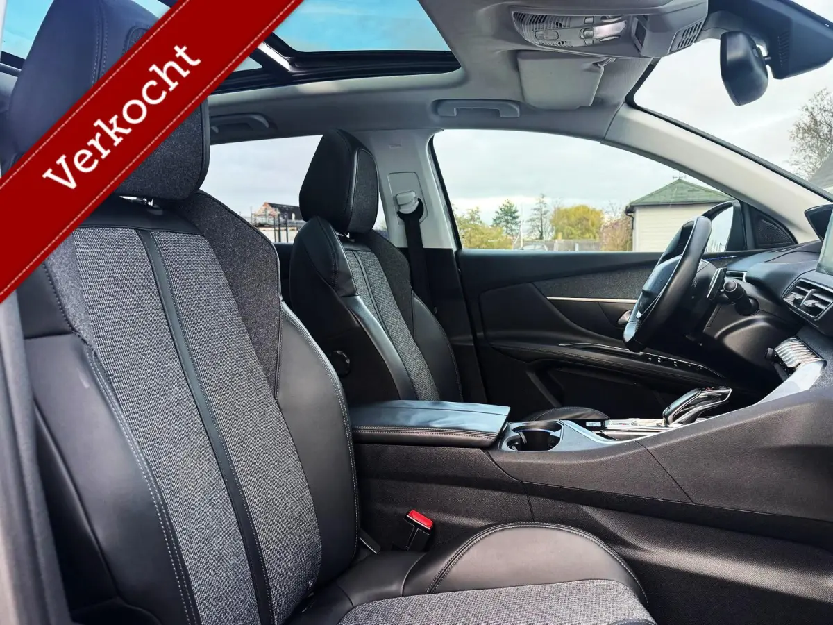 1.2 PureTech Allure /Panodak/Camera/Automaat/Led/Apple Carplay/Cruise Control/131PK