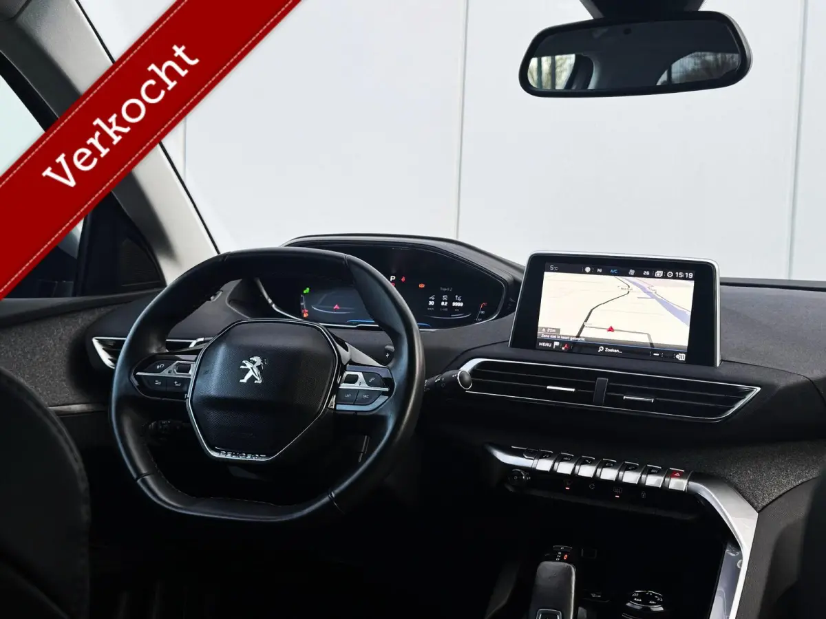 1.2 PureTech Allure /Panodak/Camera/Automaat/Led/Apple Carplay/Cruise Control/131PK