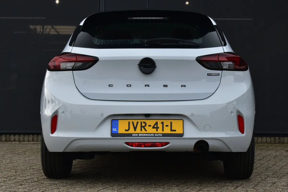 1.2 Turbo Hybrid Business Edition 110pk Tot 8 Jaar Garantie! | Achteruitrijcamera | Navigatie by App | Cruise Control | Airco | Full-LED | !!