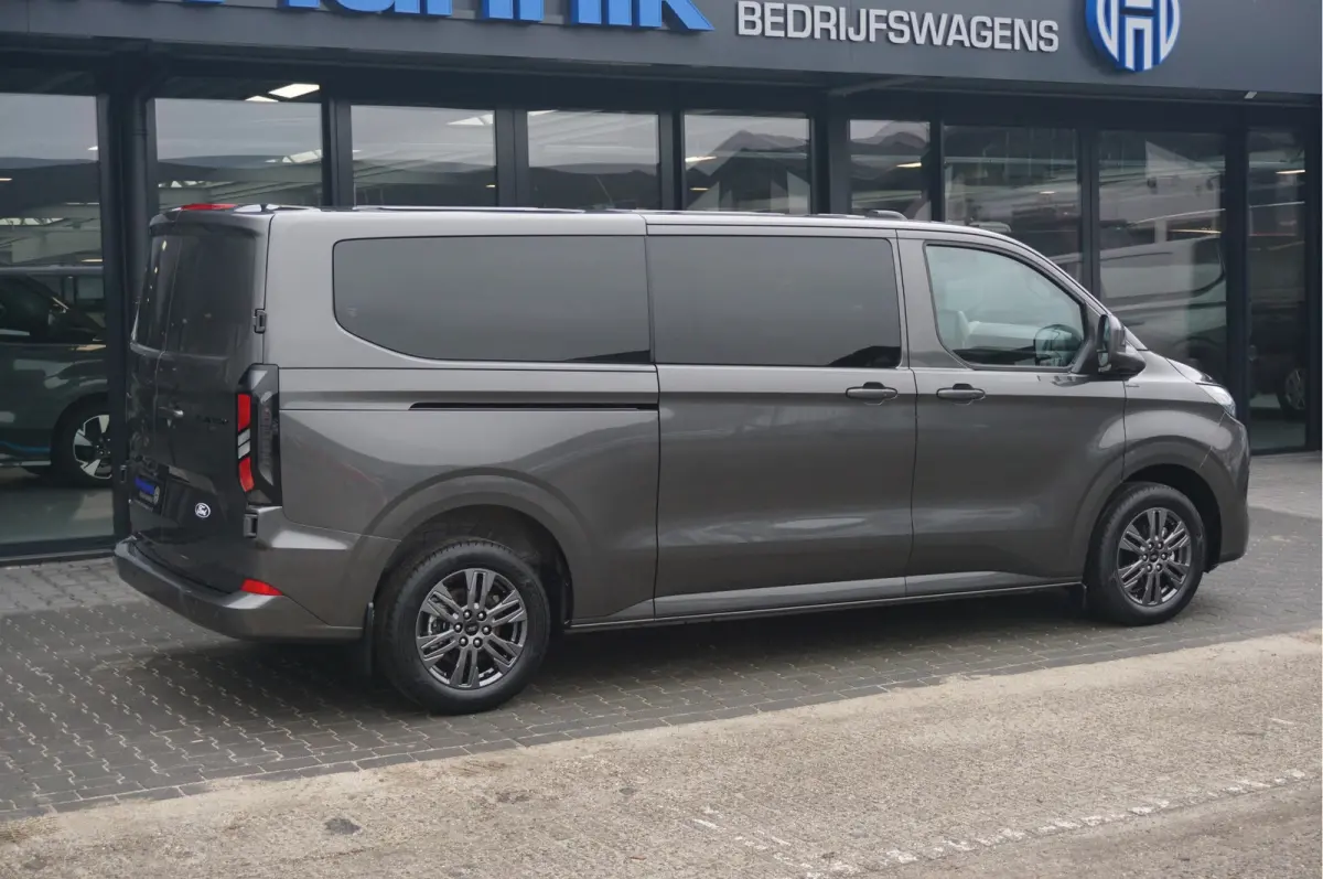 320L 2.5 PHEV 233PK Dubbel Cabine Limited PRIJS INCL. BPM !! 13" Navi, Adap. Cruise, Camera, 17" LM, Trekhaak!! NR. HYBDC1