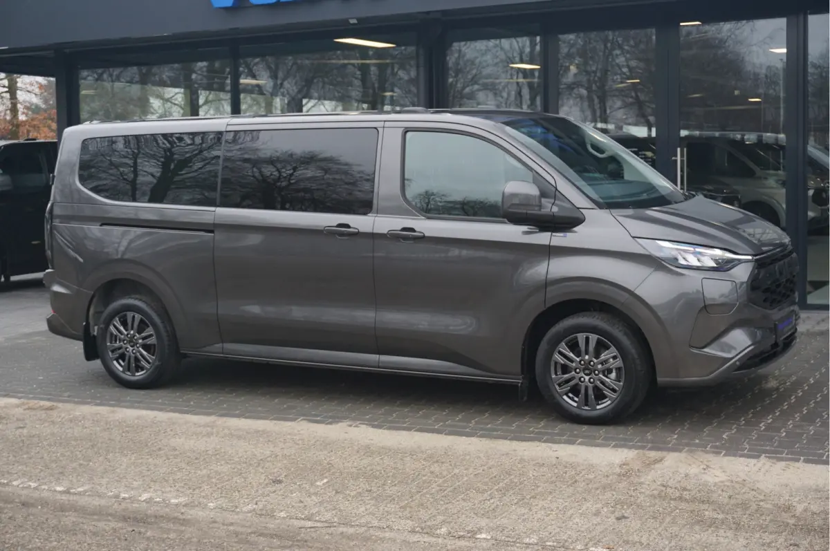 320L 2.5 PHEV 233PK Dubbel Cabine Limited PRIJS INCL. BPM !! 13" Navi, Adap. Cruise, Camera, 17" LM, Trekhaak!! NR. HYBDC1