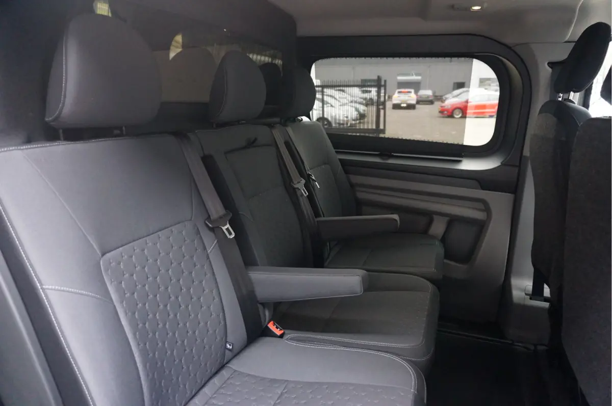 320L 2.5 PHEV 233PK Dubbel Cabine Limited PRIJS INCL. BPM !! 13" Navi, Adap. Cruise, Camera, 17" LM, Trekhaak!! NR. HYBDC1