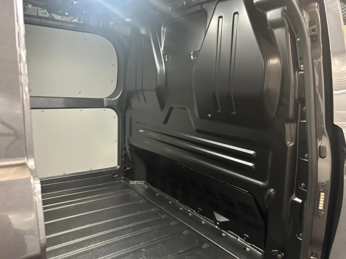 280 2.0 TDCI L2H1 Trend Nieuw Model Navi Cruise Camera Parkeersensoren Trekhaak