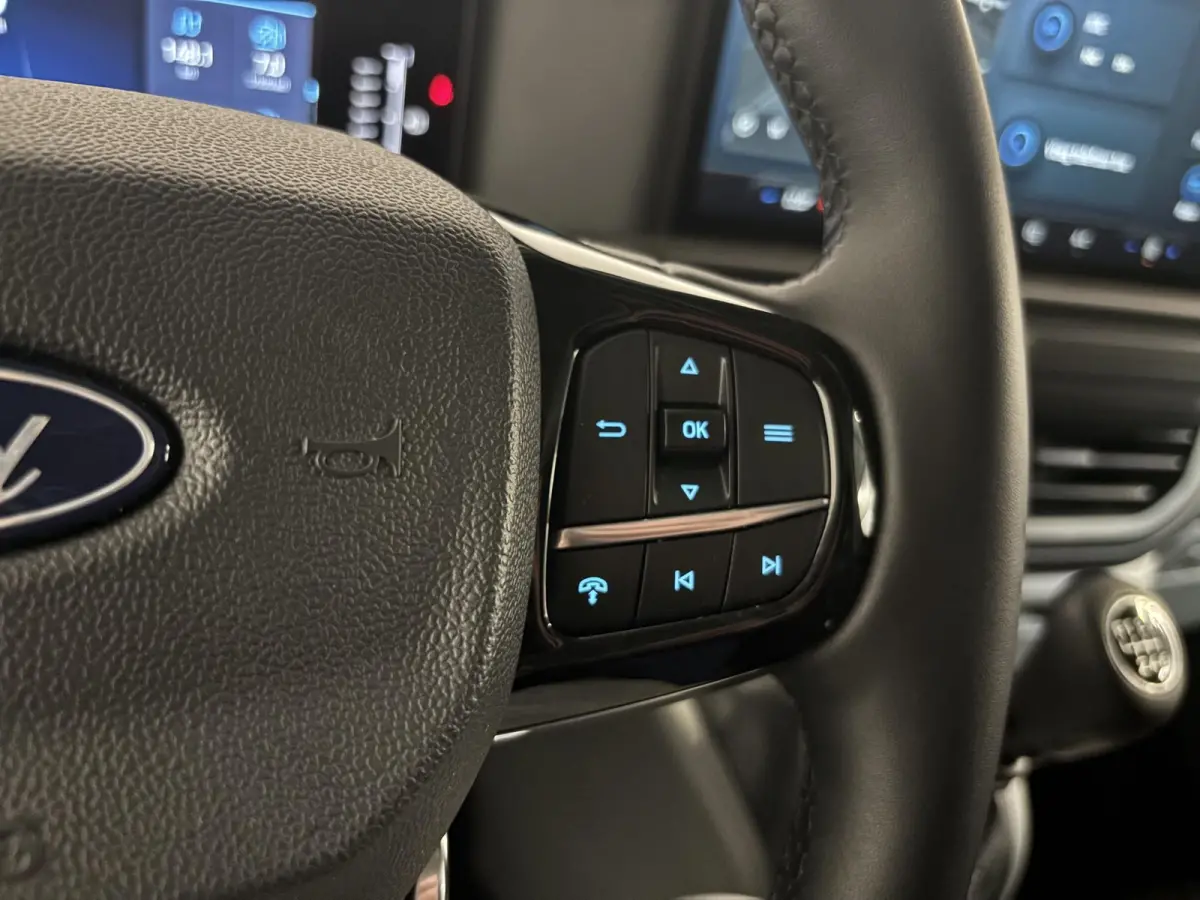 280 2.0 TDCI L2H1 Trend Nieuw Model Navi Cruise Camera Parkeersensoren Trekhaak