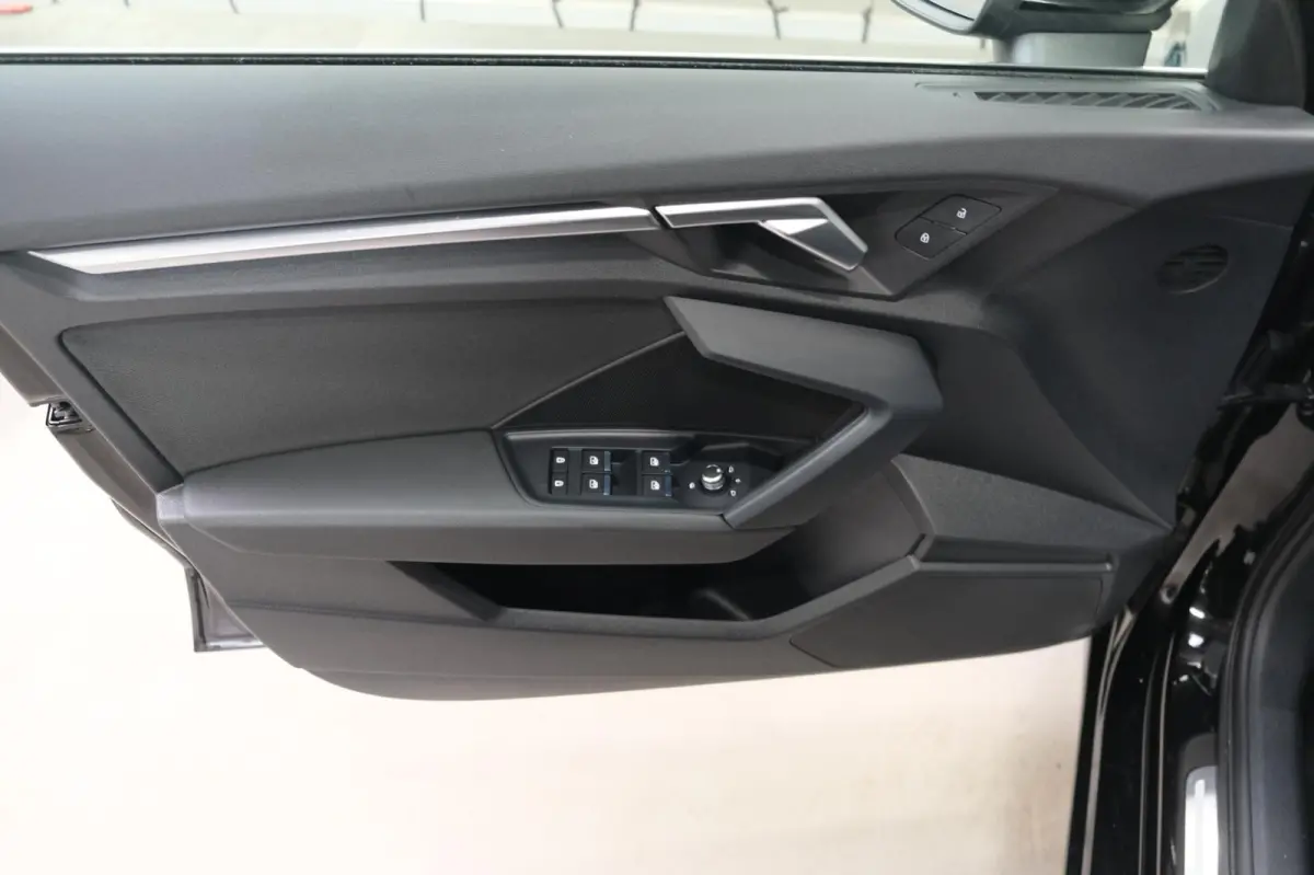 30 TFSI Advanced edition Automaat - N.A.P. Airco, Cruise, Navi, PDC.