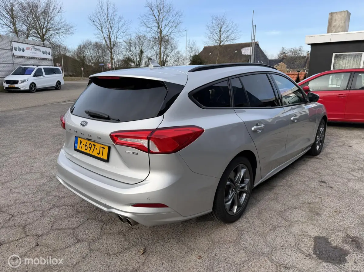 1.0 EcoBoost Hybrid ST Line |Clima | Cruise