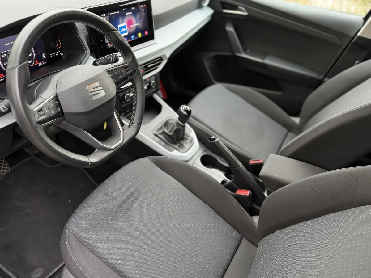 1.0 TSI Style | Camera | CarPlay | DigiDash |