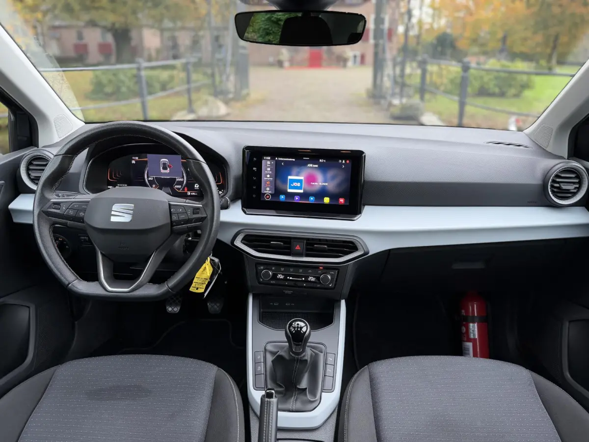 1.0 TSI Style | Camera | CarPlay | DigiDash |