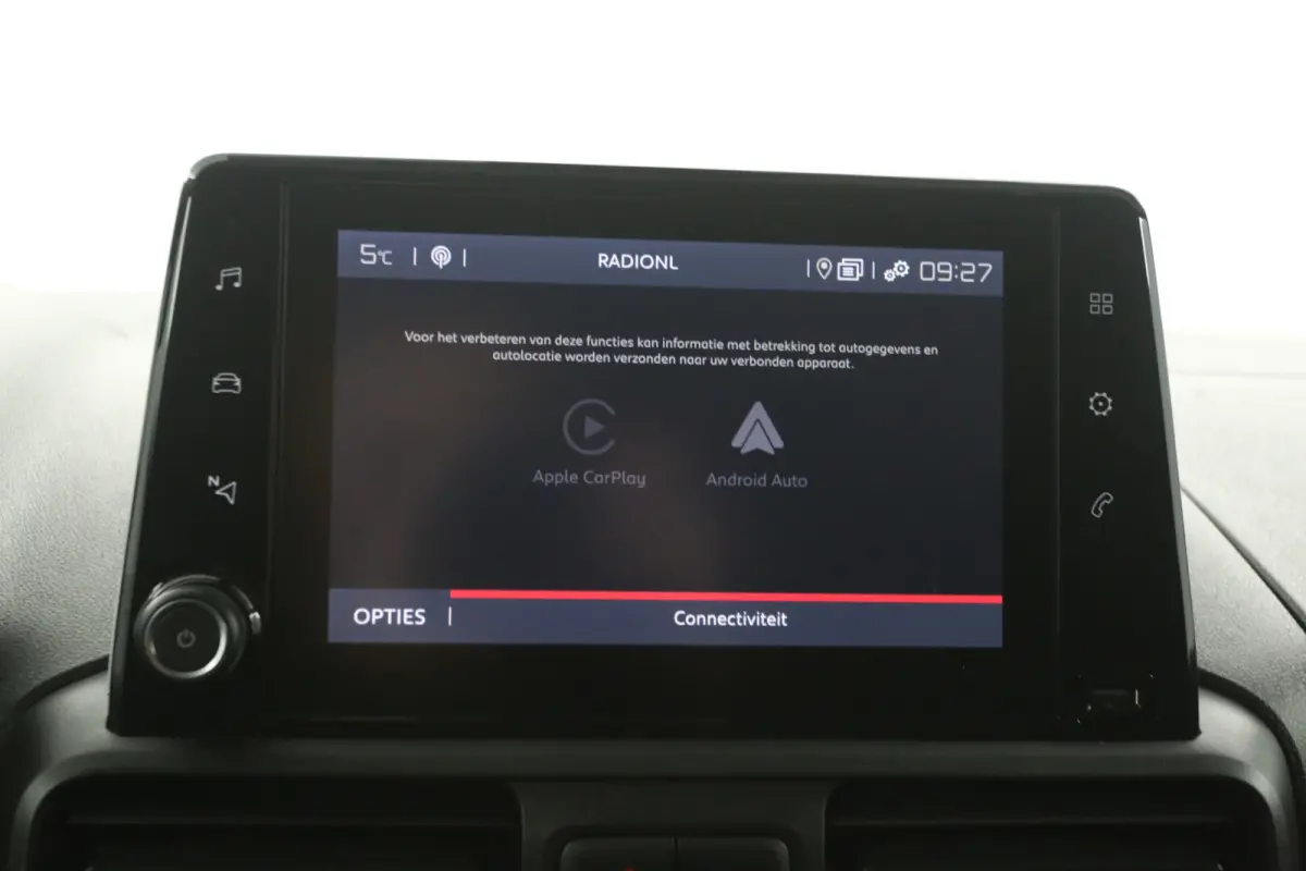 1.5 BlueHDi | 102PK | 3 Zits | Airco | Cruise | Camera | Carplay | Trekhaak | Navi