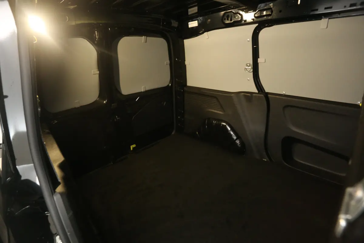 1.5 BlueHDi | 102PK | 3 Zits | Airco | Cruise | Camera | Carplay | Trekhaak | Navi