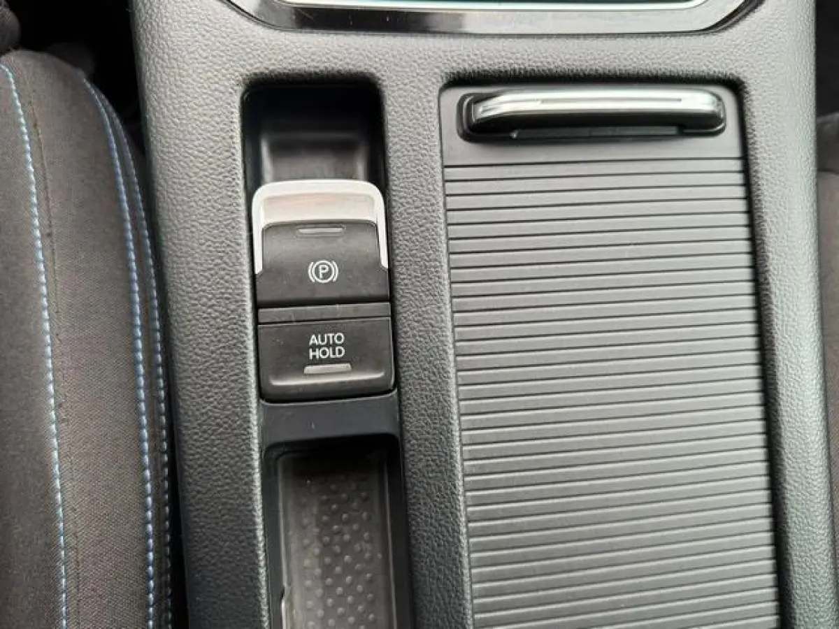 1.4 TSI GTE,Navigatie,Parkeersensoren,Cruisecontrol,trekhaak,LED,stoelverwarming
