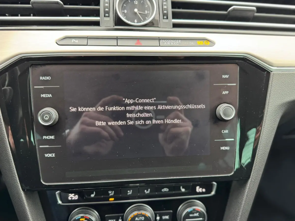 1.4 TSI GTE,Navigatie,Parkeersensoren,Cruisecontrol,trekhaak,LED,stoelverwarming
