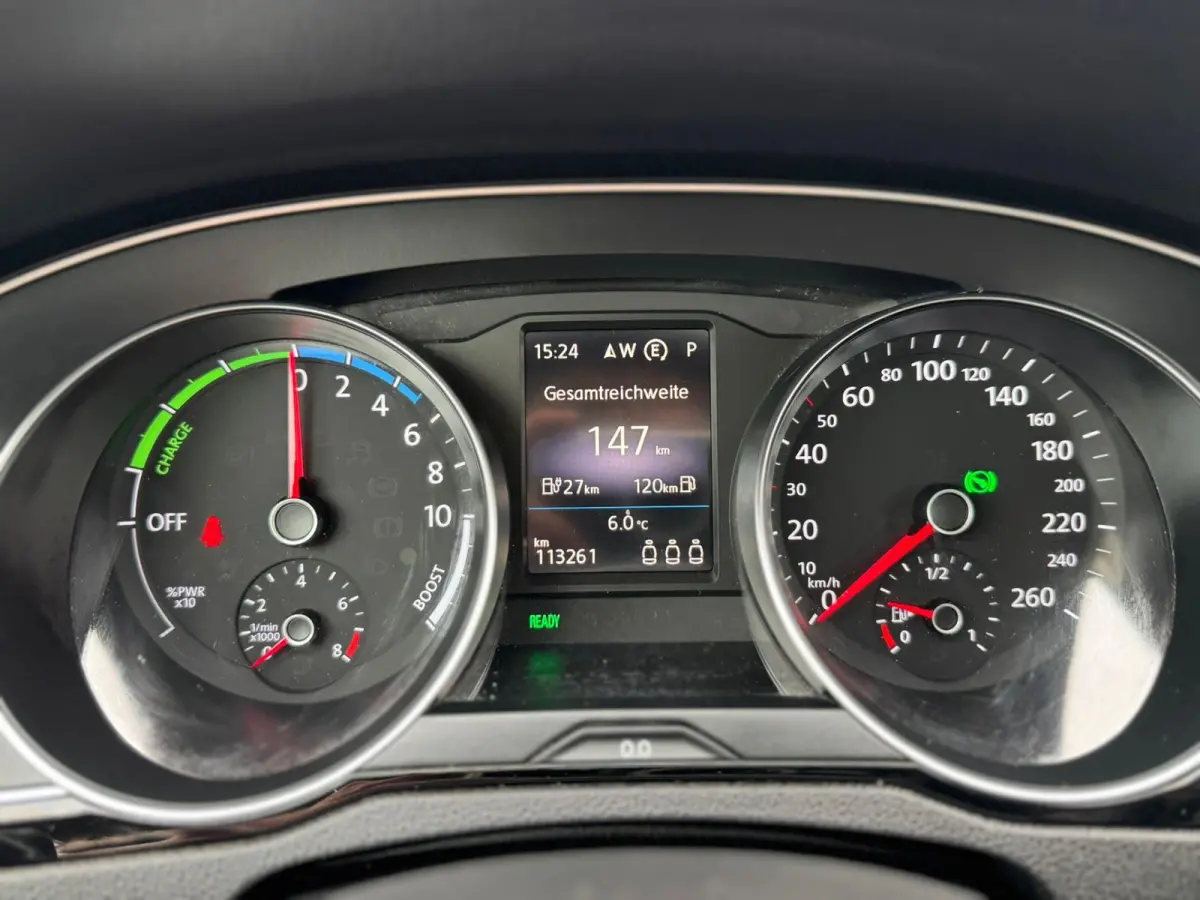 1.4 TSI GTE,Navigatie,Parkeersensoren,Cruisecontrol,trekhaak,LED,stoelverwarming