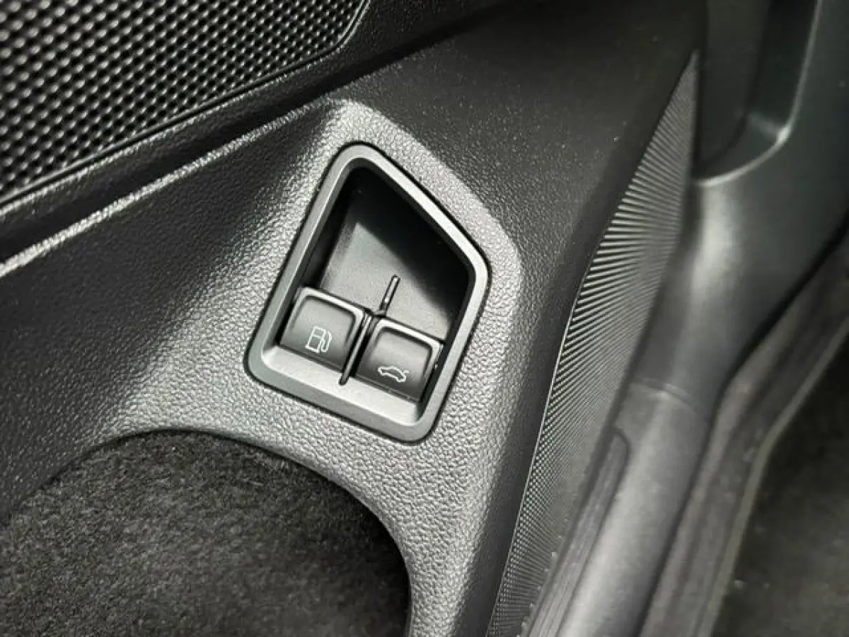 1.4 TSI GTE,Navigatie,Parkeersensoren,Cruisecontrol,trekhaak,LED,stoelverwarming