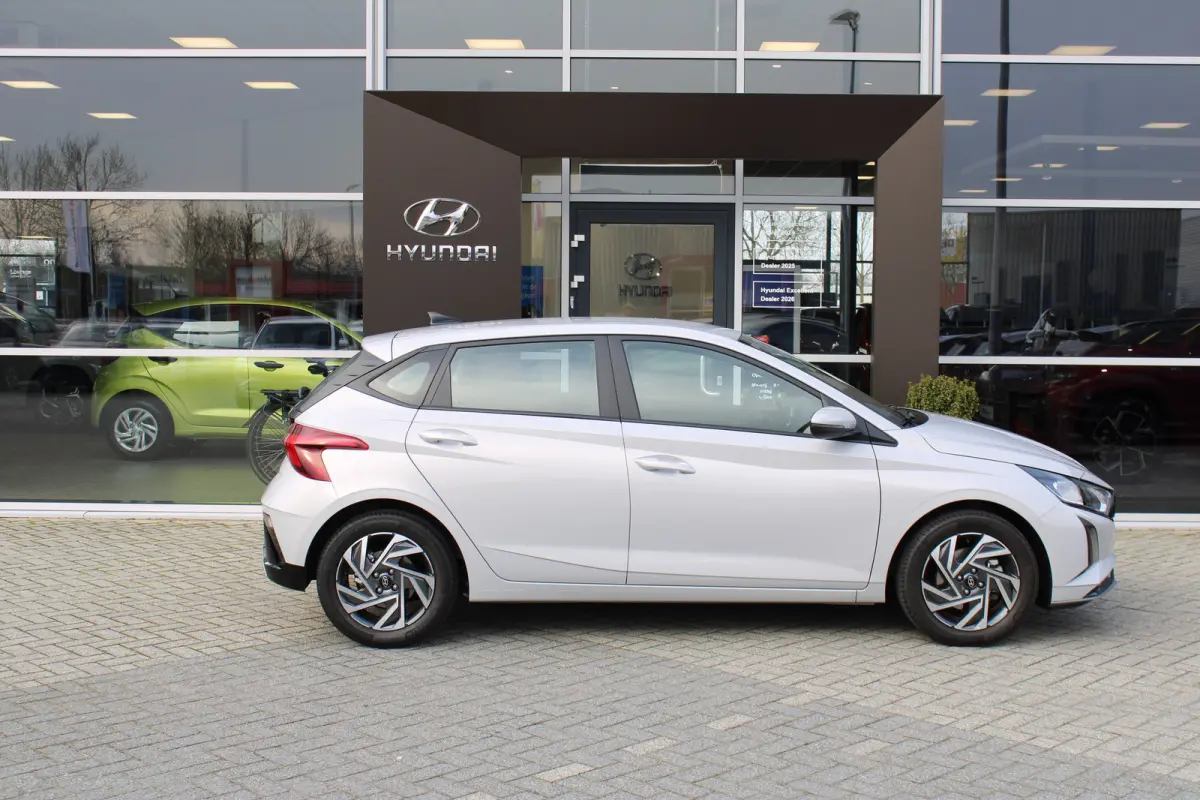 1.0 T-GDI Comfort | Automaat | Airco | Cruise Control | Apple Carplay | Lane Assist | | Achterbank in delen neerklapbaar | Achteruitrijcamera | Airco