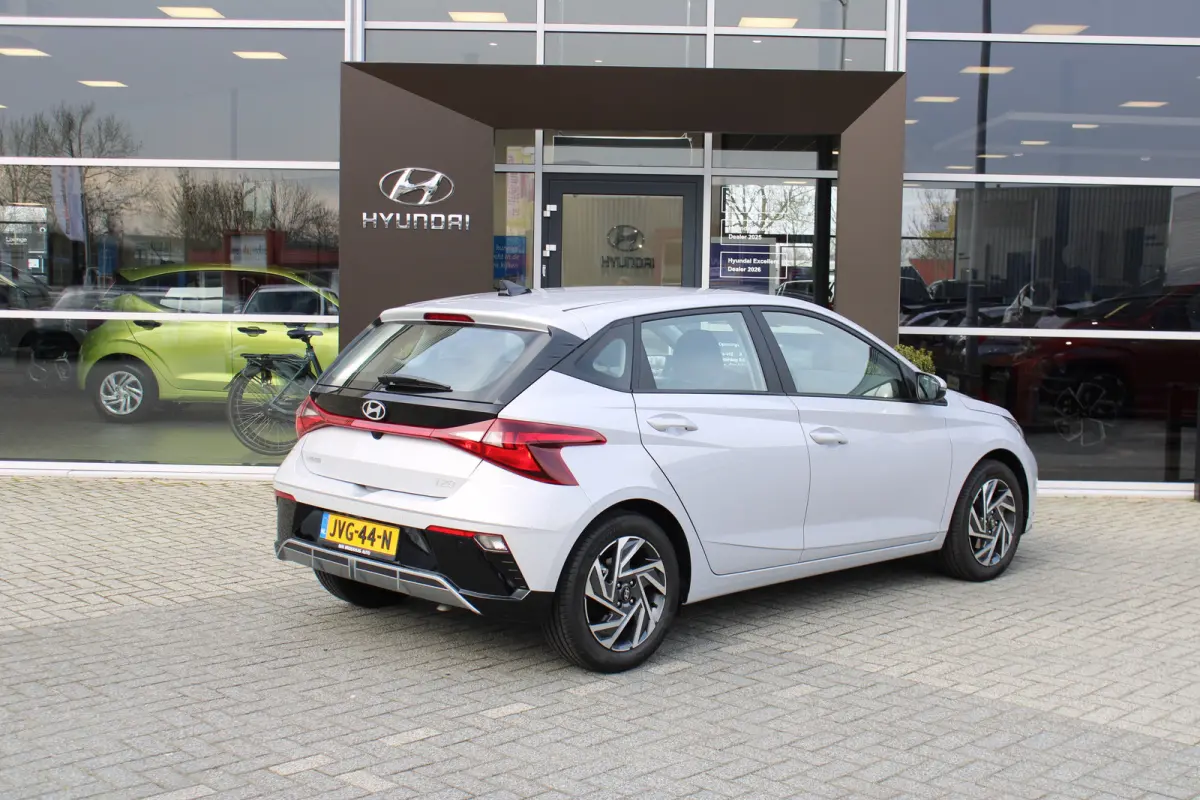 1.0 T-GDI Comfort | Automaat | Airco | Cruise Control | Apple Carplay | Lane Assist | | Achterbank in delen neerklapbaar | Achteruitrijcamera | Airco