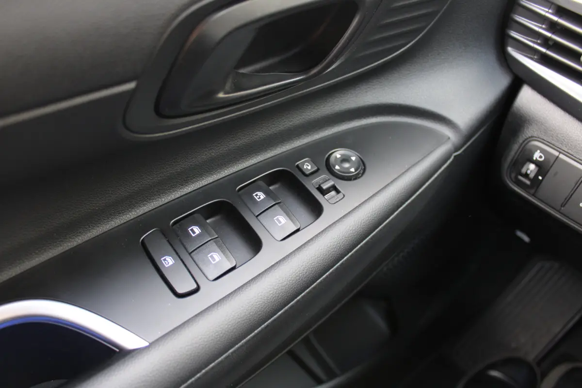 1.0 T-GDI Comfort | Automaat | Airco | Cruise Control | Apple Carplay | Lane Assist | | Achterbank in delen neerklapbaar | Achteruitrijcamera | Airco