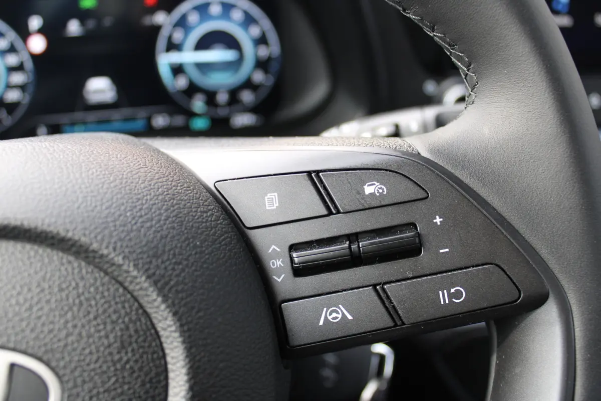 1.0 T-GDI Comfort | Automaat | Airco | Cruise Control | Apple Carplay | Lane Assist | | Achterbank in delen neerklapbaar | Achteruitrijcamera | Airco