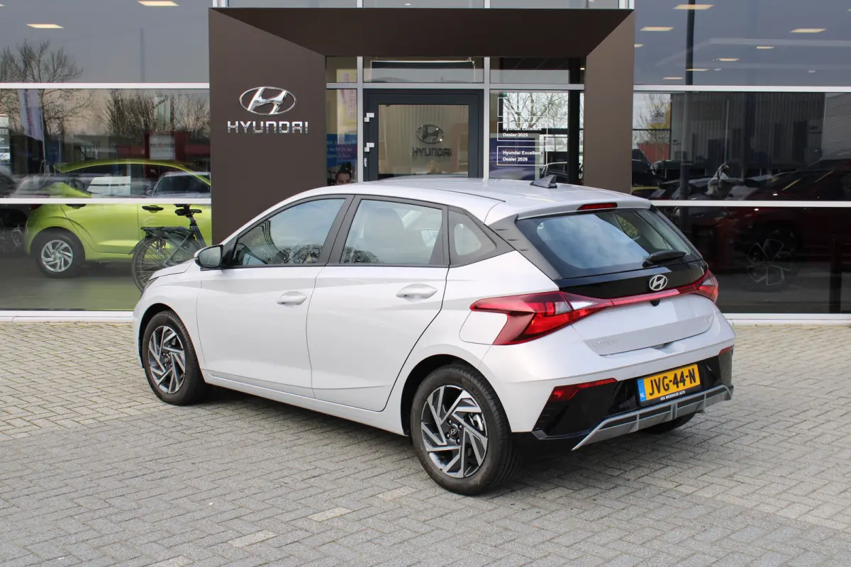 1.0 T-GDI Comfort | Automaat | Airco | Cruise Control | Apple Carplay | Lane Assist | | Achterbank in delen neerklapbaar | Achteruitrijcamera | Airco