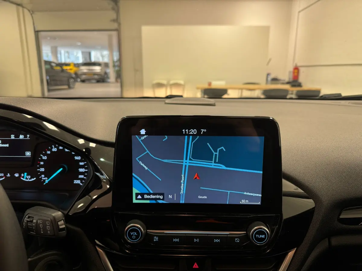 1.1i Trend Apple car play Cruise Control 2e Eigenaar Mooi!