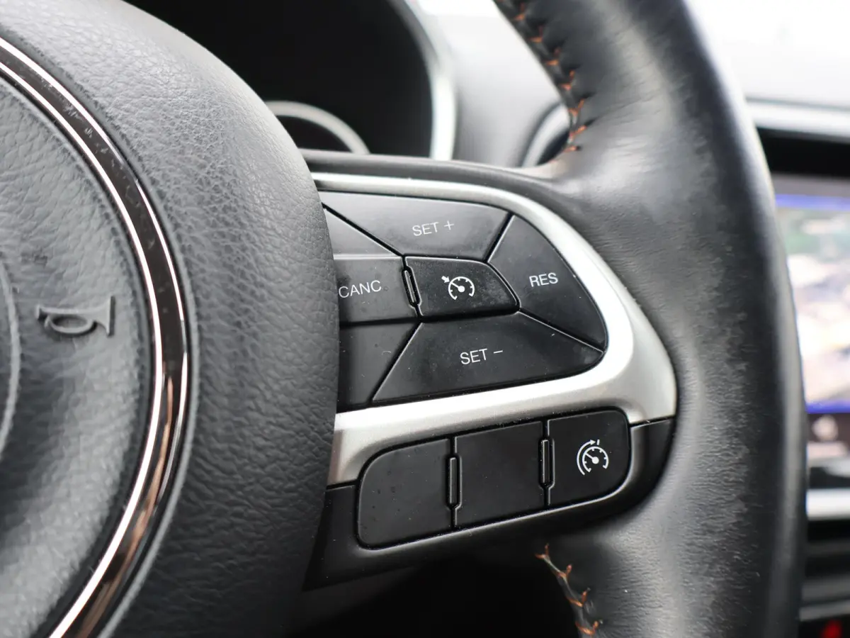 1.4 140 PK MULTIAIR OPENING EDITION + CAMERA | BEATS AUDIO | APPLE CARPLAY | STUURVERWARMING