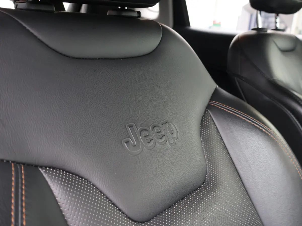 1.4 140 PK MULTIAIR OPENING EDITION + CAMERA | BEATS AUDIO | APPLE CARPLAY | STUURVERWARMING