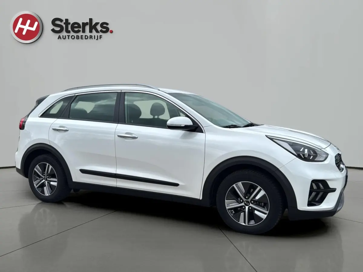 1.6 GDi Hybrid DynamicLine HYBRID AUTOMAAT HALF LEDER CARPLAY/ANDROID AUTO PARKEERSENSOREN