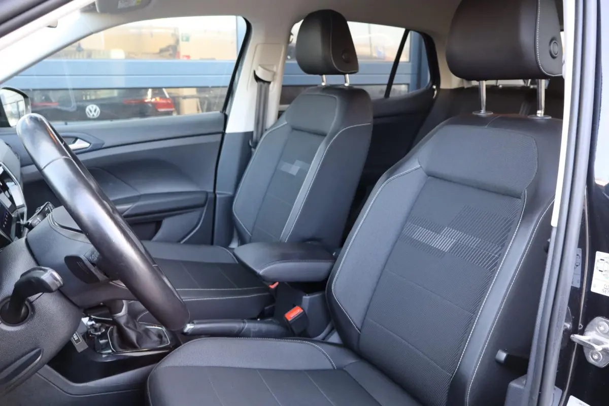 1.0 TSI 110pk DSG Life | Black Design Pakket | Achteruitrijcamera | Navigatie | Climatronic