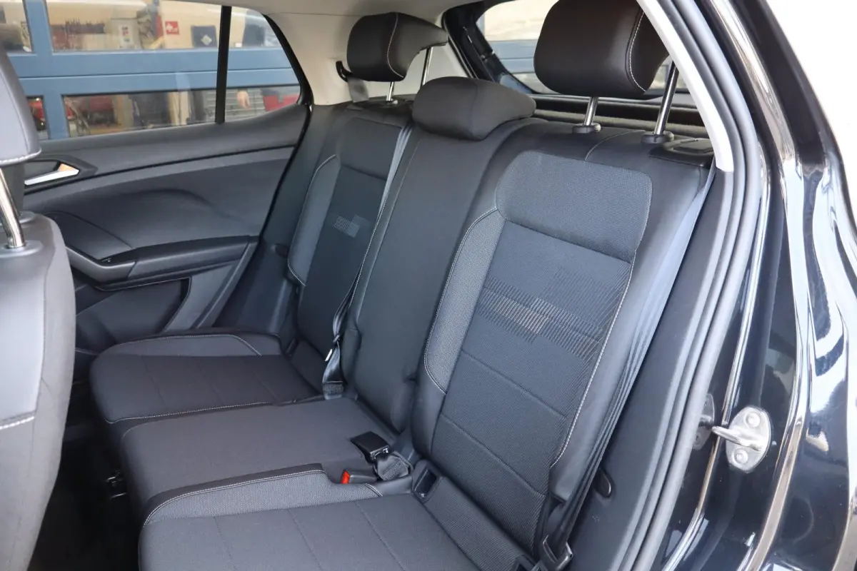 1.0 TSI 110pk DSG Life | Black Design Pakket | Achteruitrijcamera | Navigatie | Climatronic