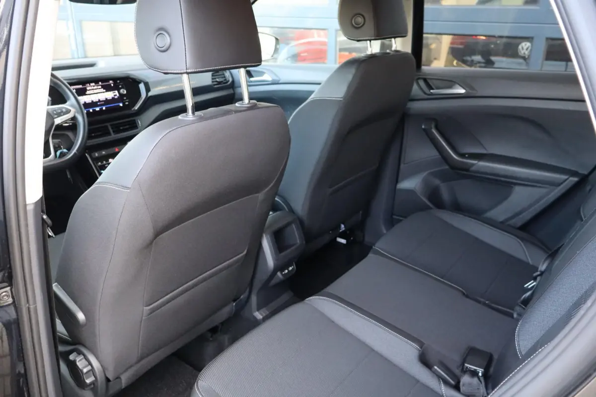 1.0 TSI 110pk DSG Life | Black Design Pakket | Achteruitrijcamera | Navigatie | Climatronic