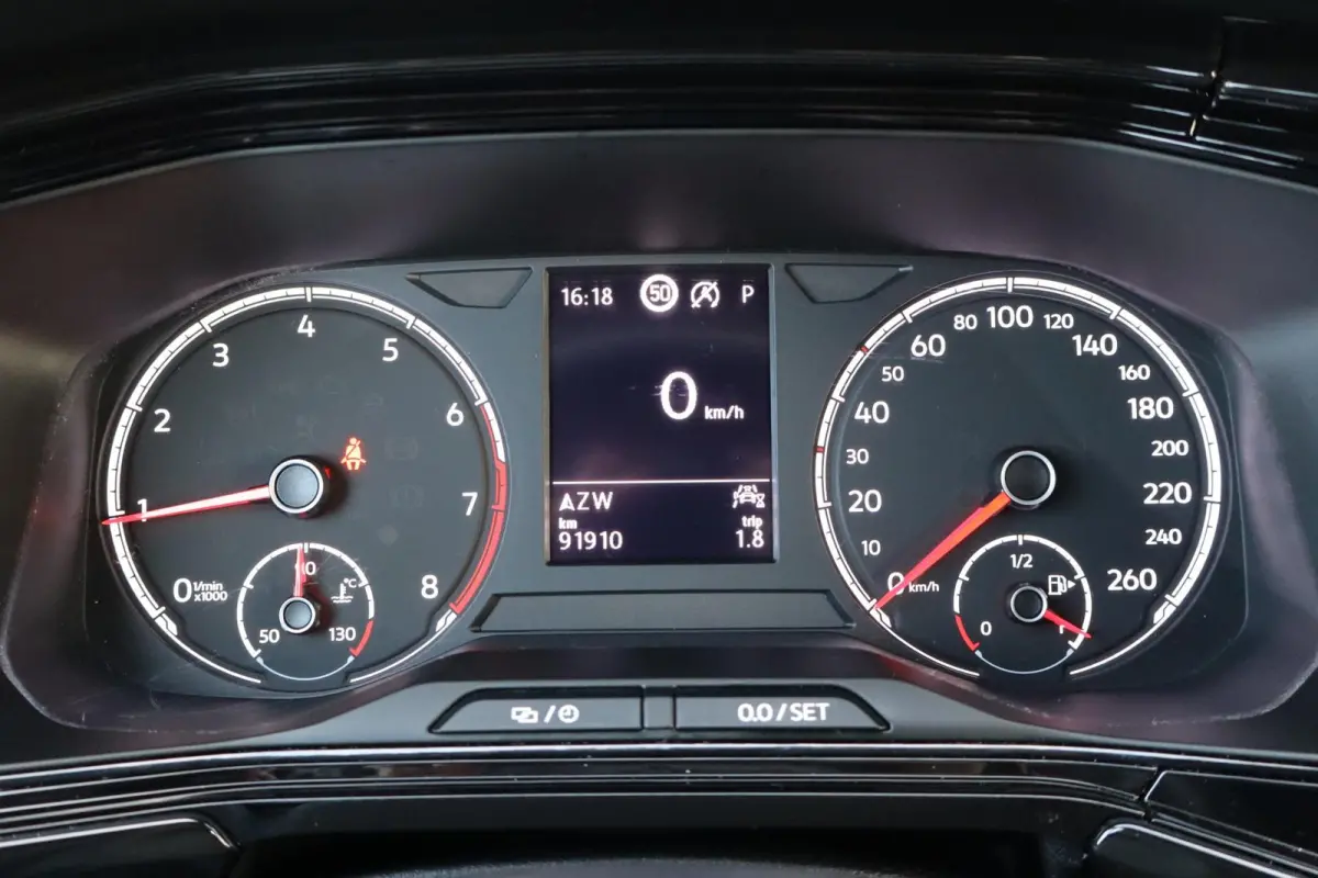 1.0 TSI 110pk DSG Life | Black Design Pakket | Achteruitrijcamera | Navigatie | Climatronic