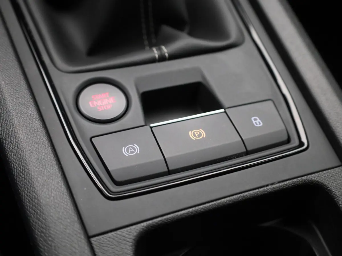 1.0 TSI Reference | Apple Carplay/Android Auto | Climate Control | Cruise Control | Lichtmetalen Velgen |