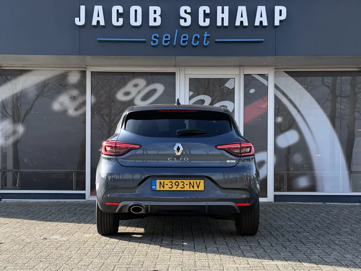 1.0 TCe R.S. Line / Camera / Pdc v+a / 17'' LM  / Cruise  / Carplay