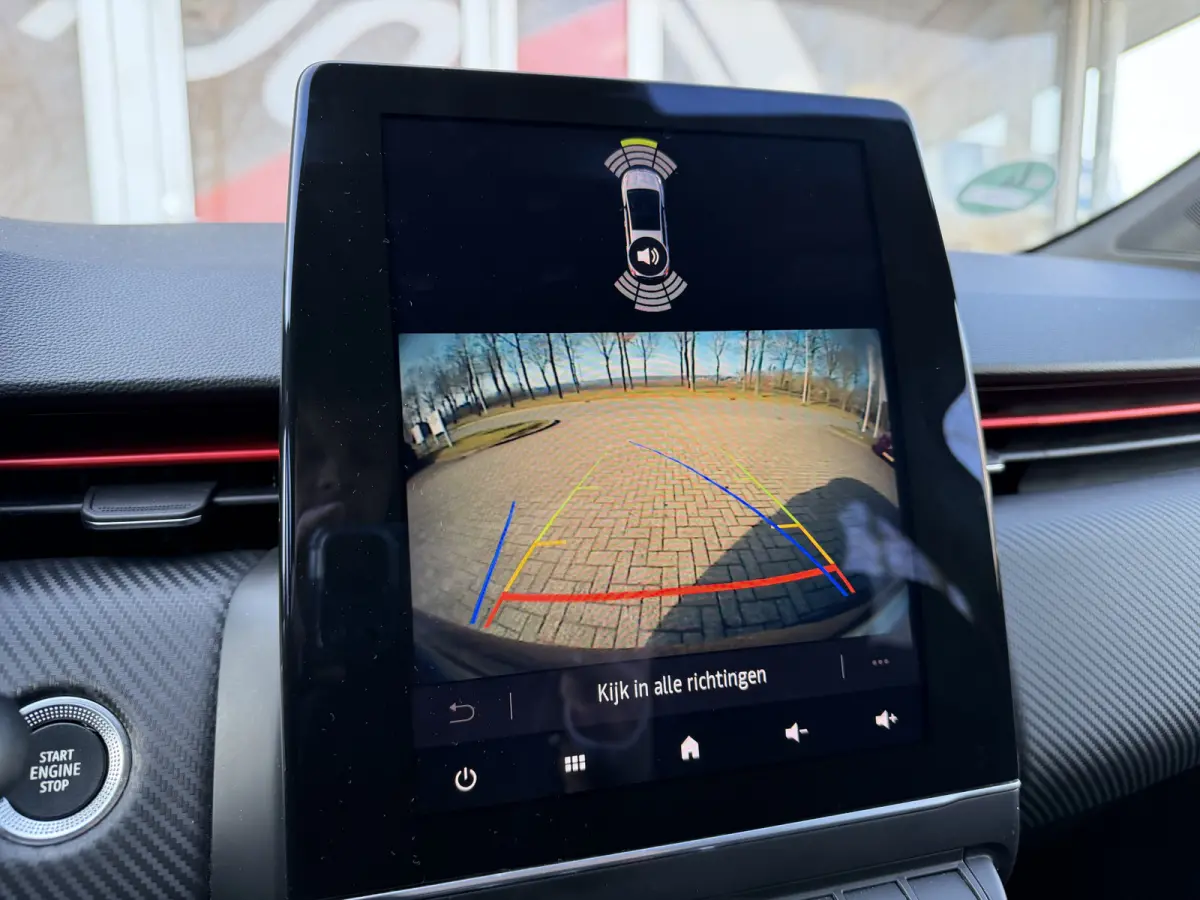 1.0 TCe R.S. Line / Camera / Pdc v+a / 17'' LM  / Cruise  / Carplay