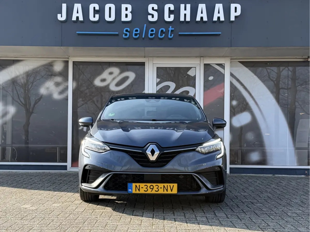 1.0 TCe R.S. Line / Camera / Pdc v+a / 17'' LM  / Cruise  / Carplay