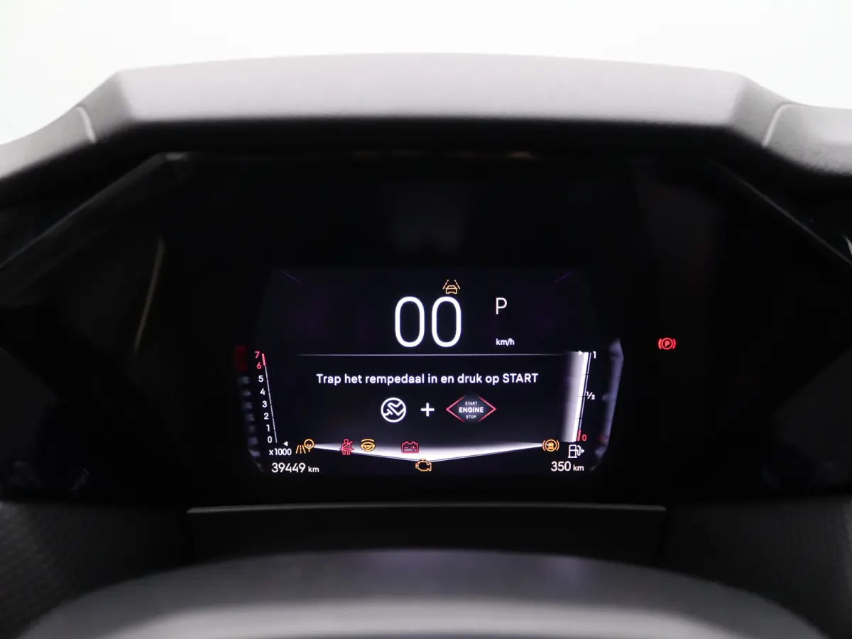 1.2 PureTech Bastille Automaat | Achterbank in delen neerklapbaar | Achteruitrijcamera | Apple Carplay/Android Auto|telefoonintegratie premium