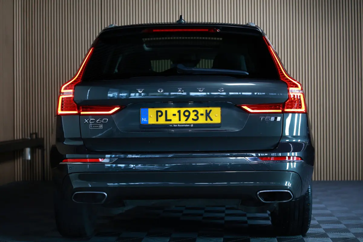 2.0 T5 AWD Inscription AVM CAMERA LEDER NAVI PANO LUCHTVERING MEMORY "17