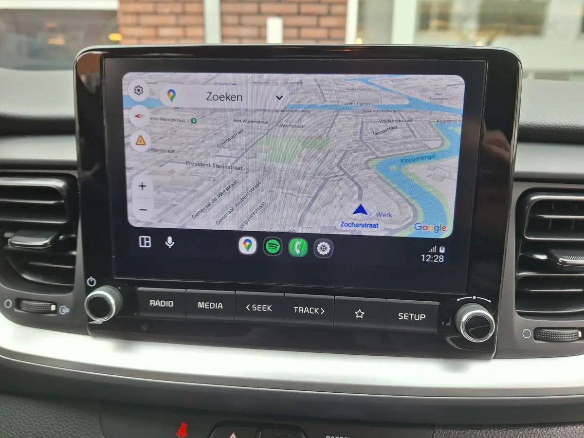 1.0 T-GDi MHEV ComfortLine /Navi/Apple/Android/Cruise/1e Eig/Garantie