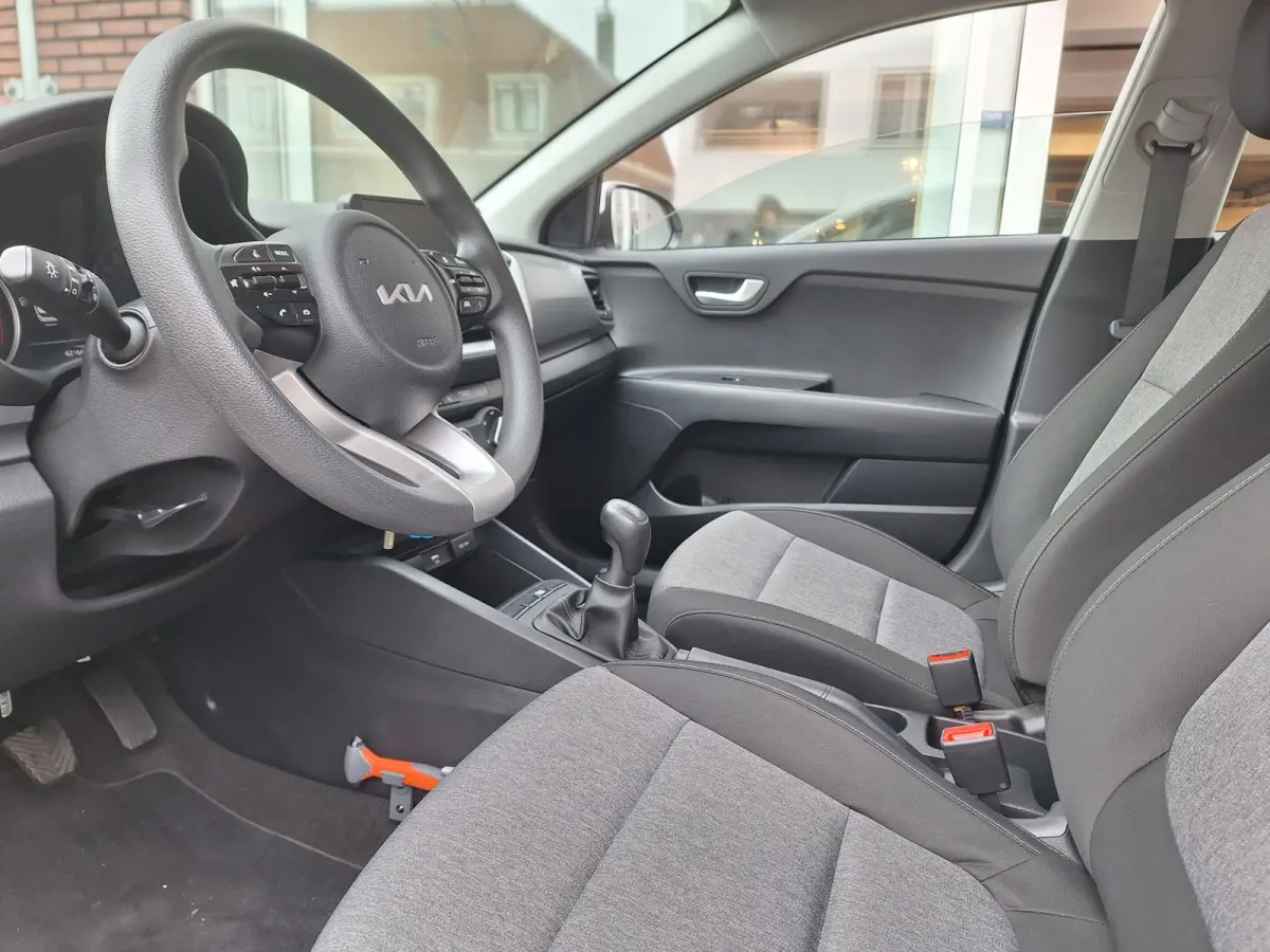1.0 T-GDi MHEV ComfortLine /Navi/Apple/Android/Cruise/1e Eig/Garantie