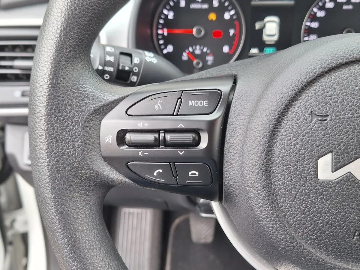 1.0 T-GDi MHEV ComfortLine /Navi/Apple/Android/Cruise/1e Eig/Garantie