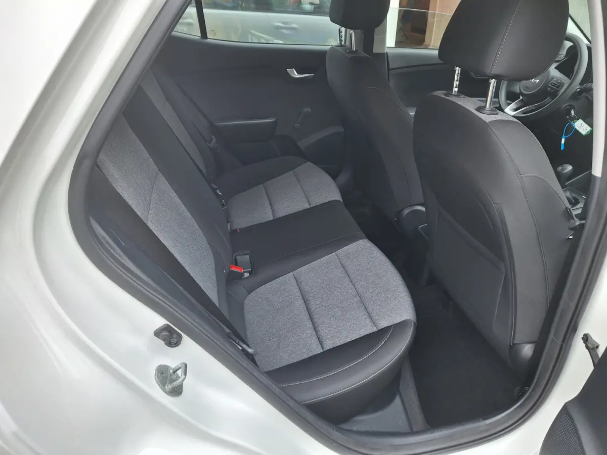 1.0 T-GDi MHEV ComfortLine /Navi/Apple/Android/Cruise/1e Eig/Garantie