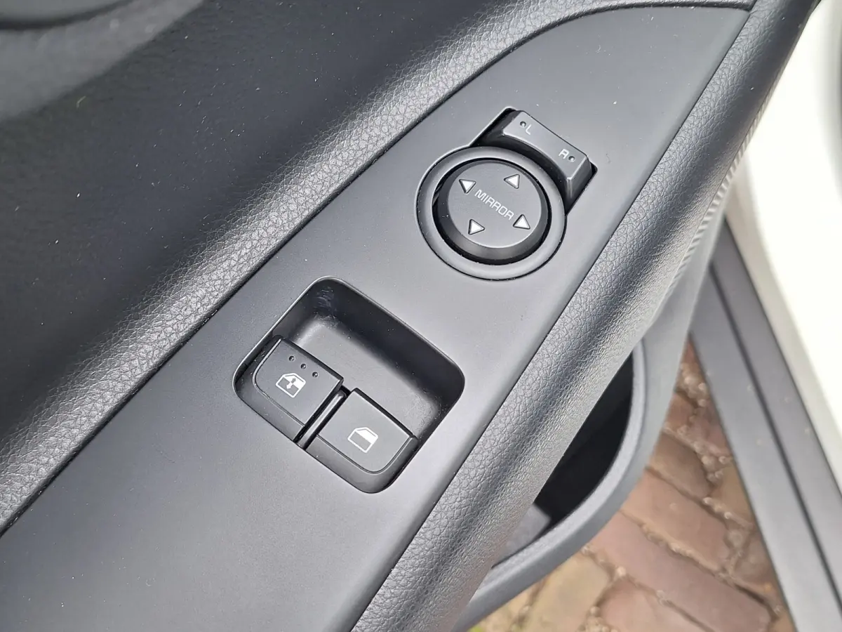 1.0 T-GDi MHEV ComfortLine /Navi/Apple/Android/Cruise/1e Eig/Garantie