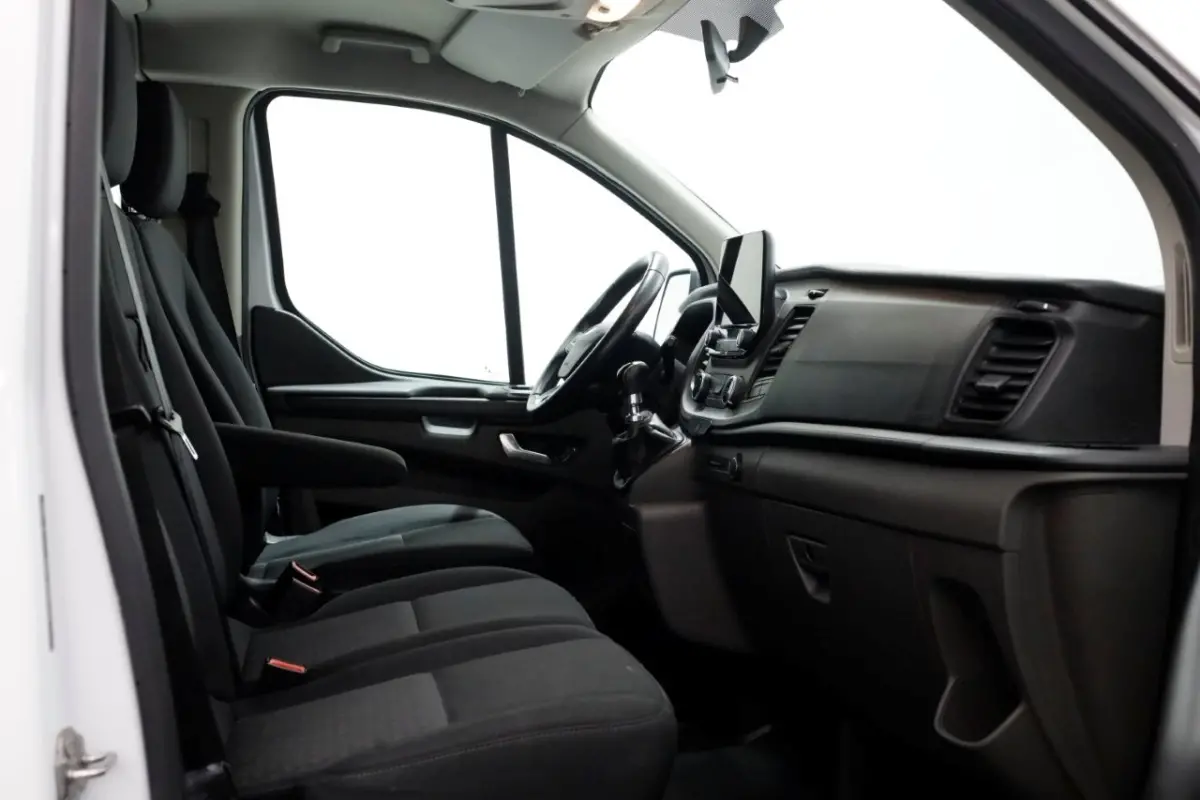 2.0 TDCI 130pk L1H1 Trend D.C. Airco/Navi 12-2020