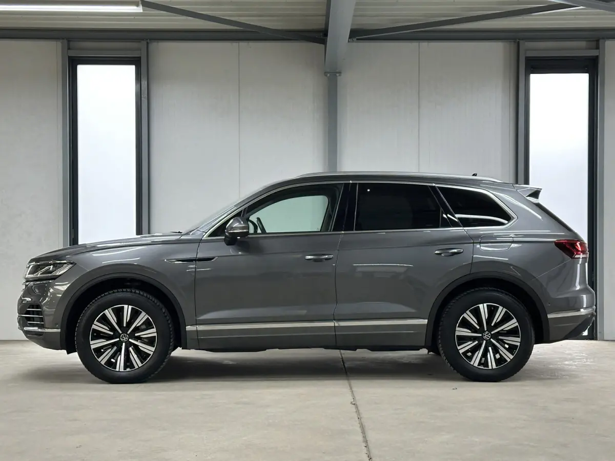 3.0 TSi eHybrid PHEV 4MOTION Elegance | Pano | Head-up | premium audio |
