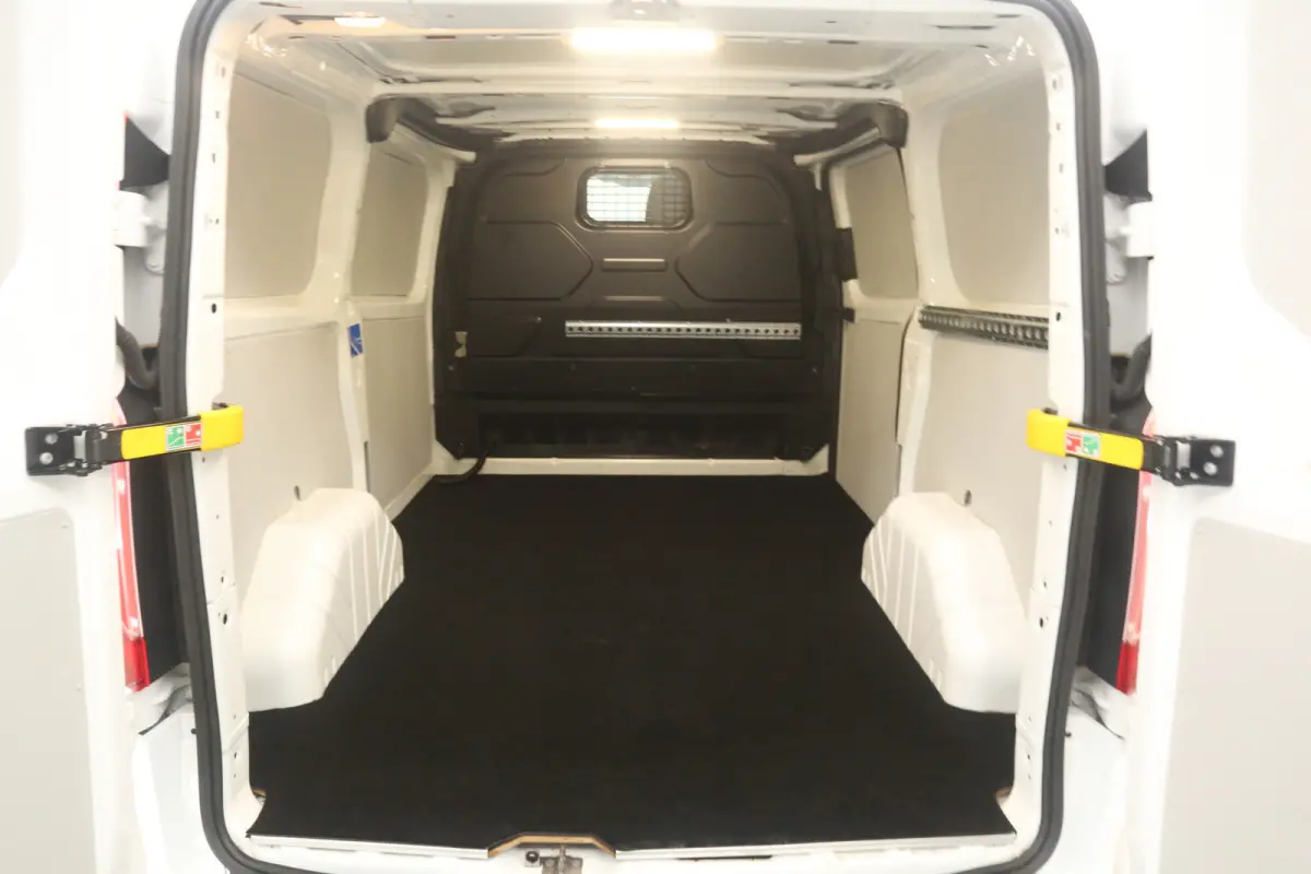2.0 TDCI L1H1 | Marge | Automaat | Airco | Cruise | 3 Zits | Parkeersensoren
