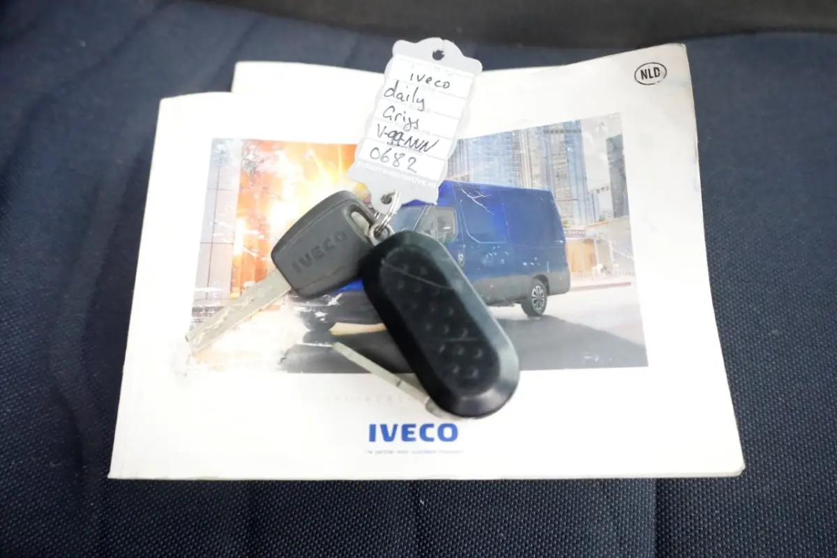 35C18 3.0 180pk HiMatic Automaat 3-Zijdige Kipper Trekhaak 3500kg 10-2021