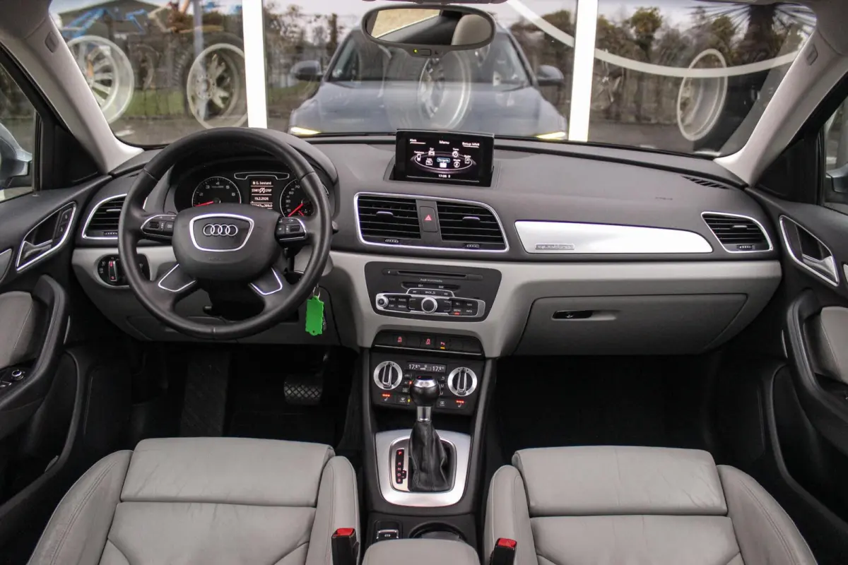 2.0 TFSI quattro Pro Line | S-tronic Automaat | Panoramadak | 211 pk | Stoelverwarming | Climate control | Navi | Xenon | Bluetooth | 18 inch | PDC | Quattro
