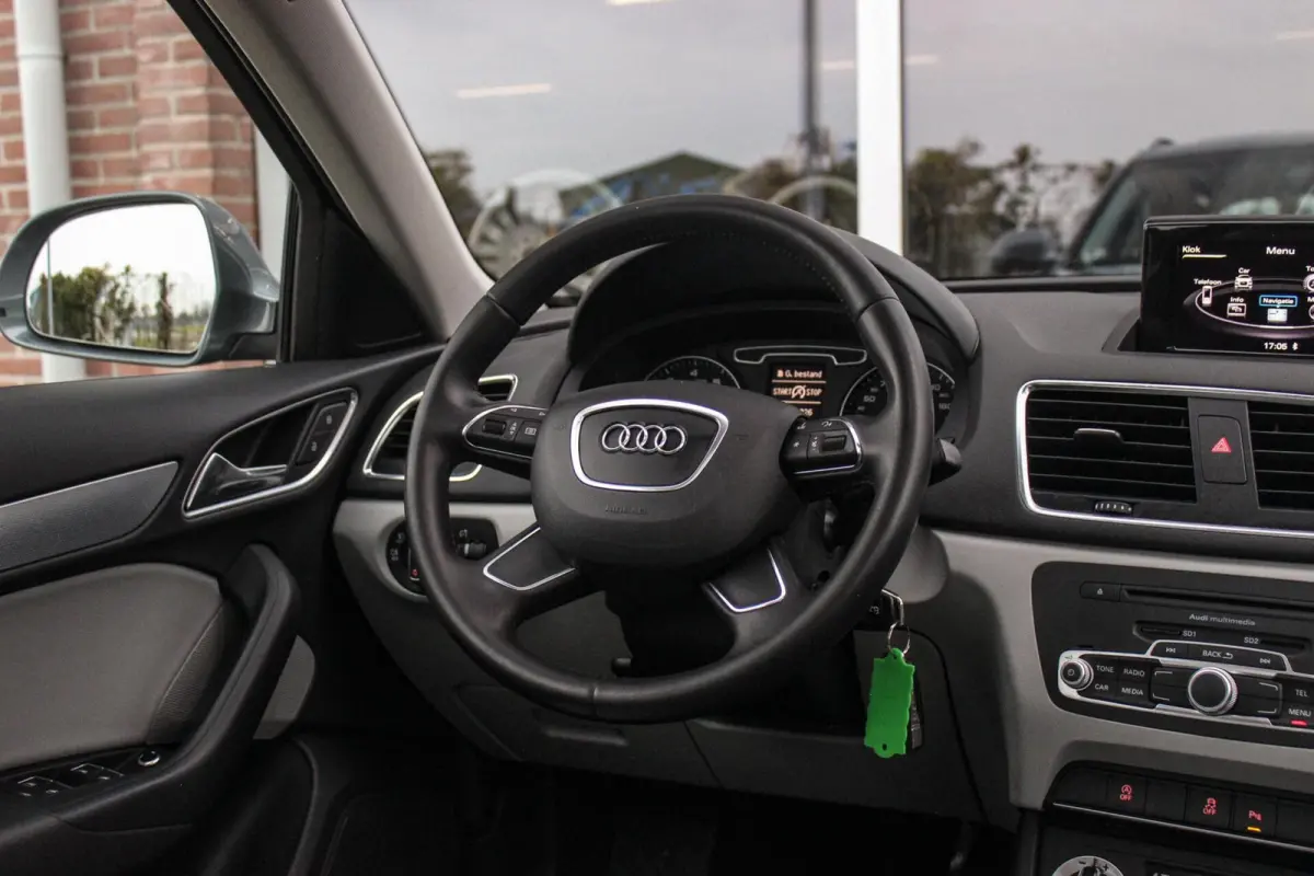 2.0 TFSI quattro Pro Line | S-tronic Automaat | Panoramadak | 211 pk | Stoelverwarming | Climate control | Navi | Xenon | Bluetooth | 18 inch | PDC | Quattro