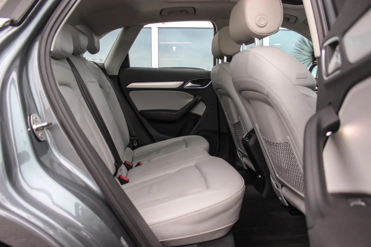 2.0 TFSI quattro Pro Line | S-tronic Automaat | Panoramadak | 211 pk | Stoelverwarming | Climate control | Navi | Xenon | Bluetooth | 18 inch | PDC | Quattro