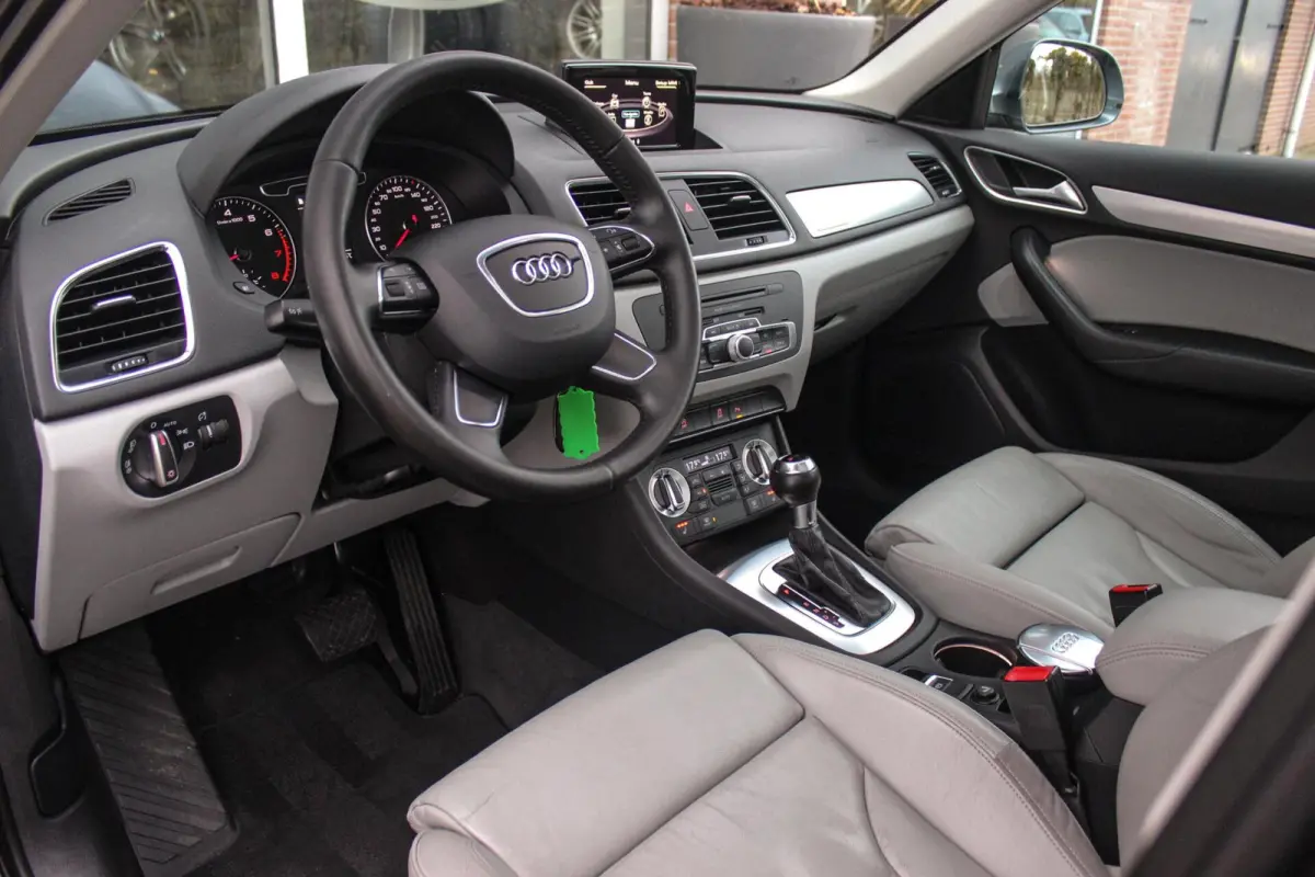 2.0 TFSI quattro Pro Line | S-tronic Automaat | Panoramadak | 211 pk | Stoelverwarming | Climate control | Navi | Xenon | Bluetooth | 18 inch | PDC | Quattro